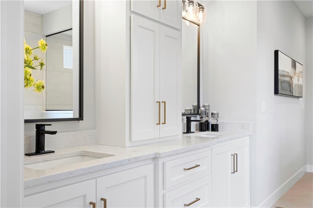 8025 Payne Street Shawnee, KS 66218 - Photo 34 of 79