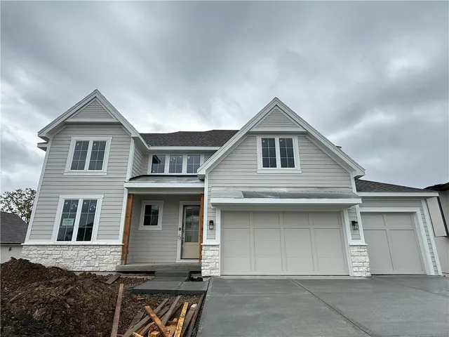 $1,124,900 | 8025 Payne Street, Shawnee, KS 66218