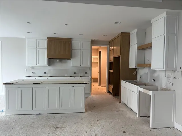 $1,124,900 | 8025 Payne Street, Shawnee, KS 66218