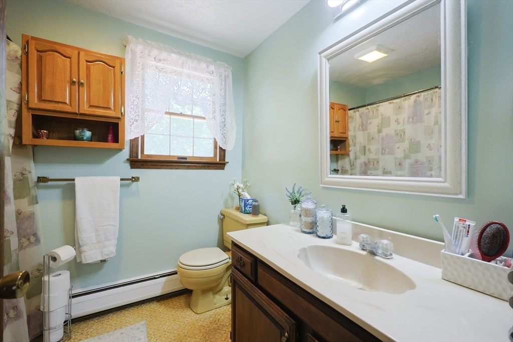 15 Northwest Road Spencer, MA 01562 - Photo 25 of 39 Gallery Image 25