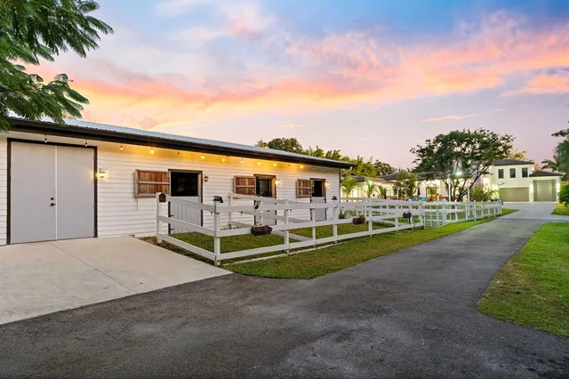 $5,695,000 | 13500 Stirling Road, Southwest Ranches, FL 33330