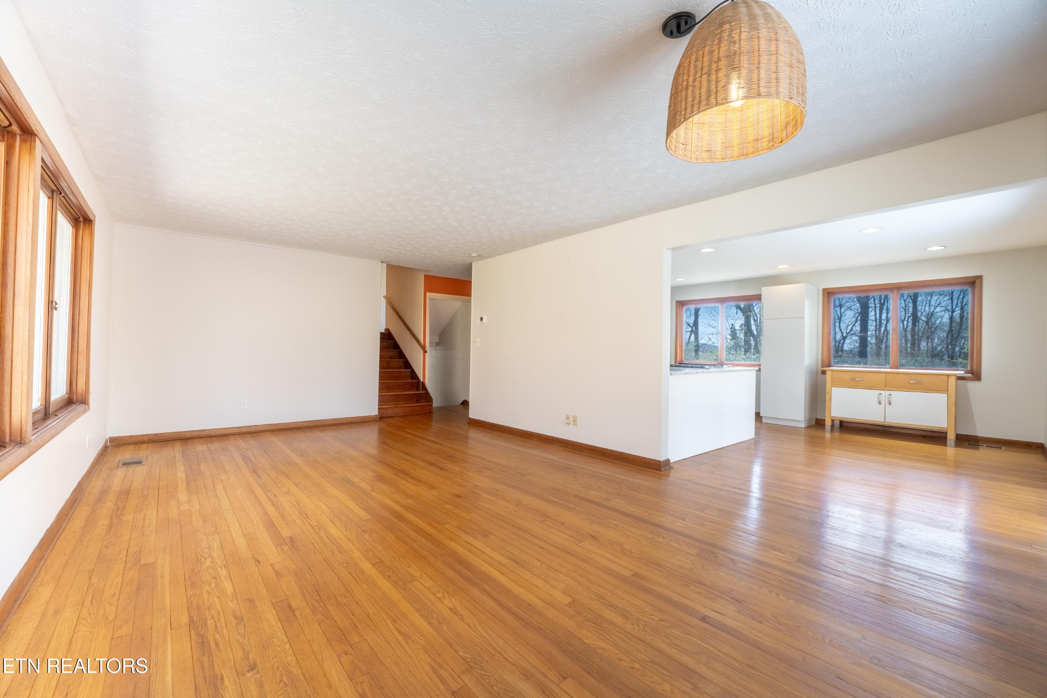 106 Disston Road Oak Ridge, TN 37830 - Photo 7 of 35 Gallery Image 7