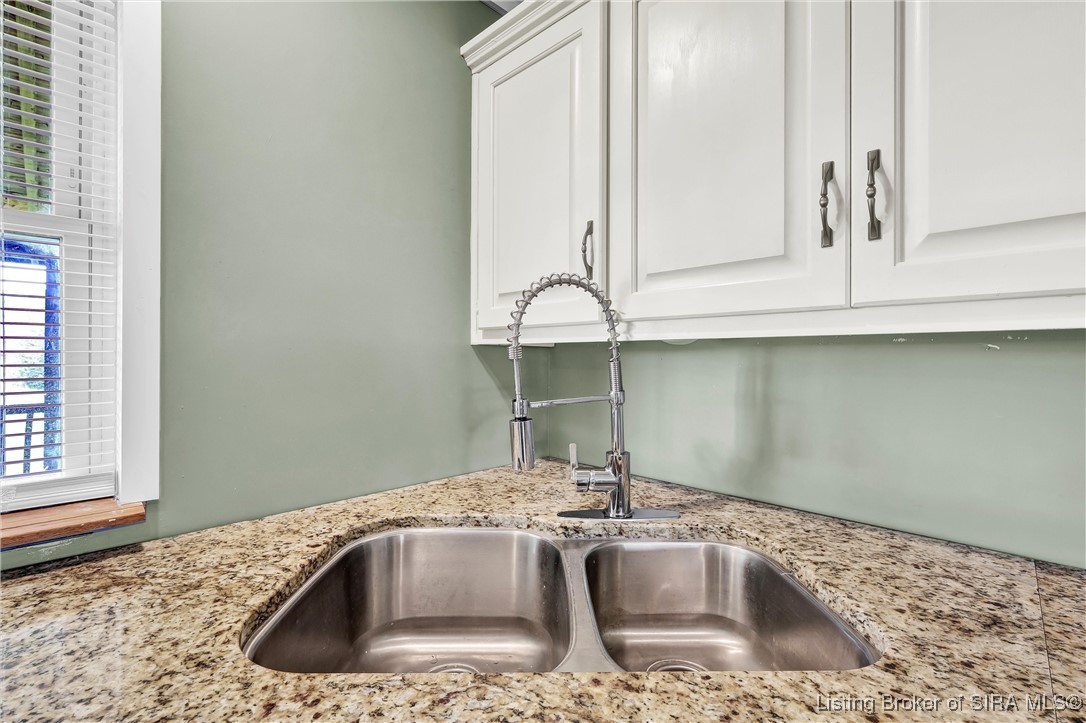 9611 Giltner Road Nabb, IN 47147 - Photo 14 of 46