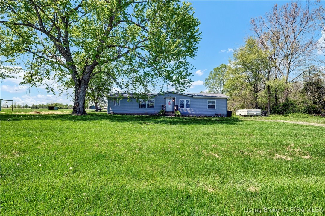 9611 Giltner Road Nabb, IN 47147 - Photo 2 of 46