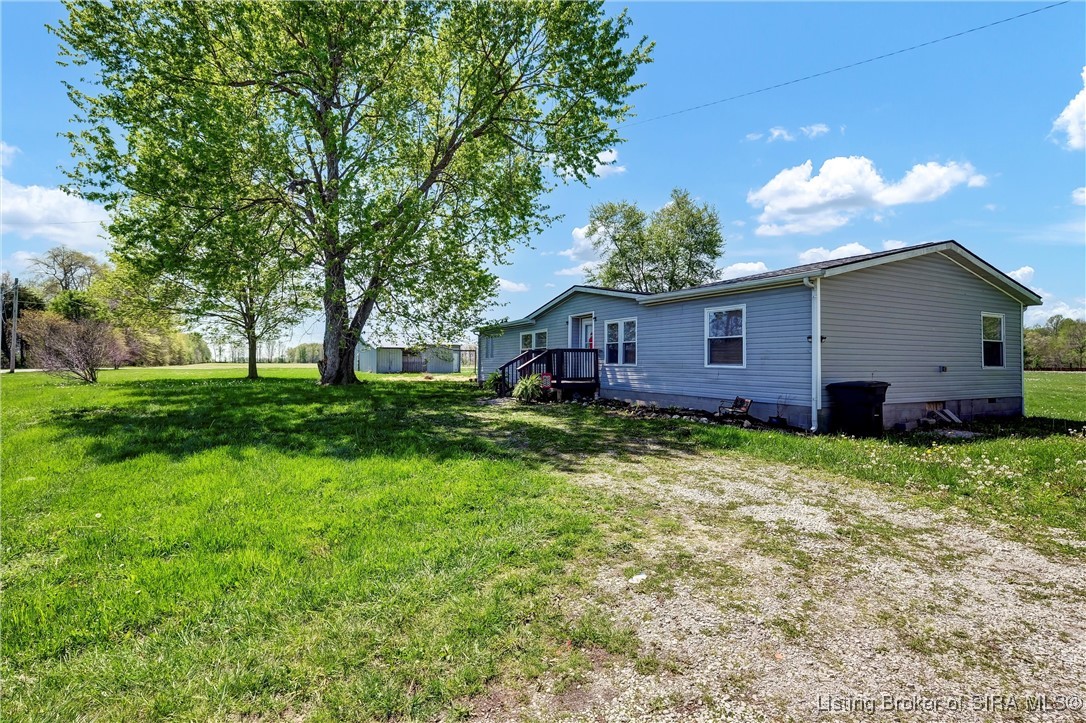 9611 Giltner Road Nabb, IN 47147 - Photo 3 of 46