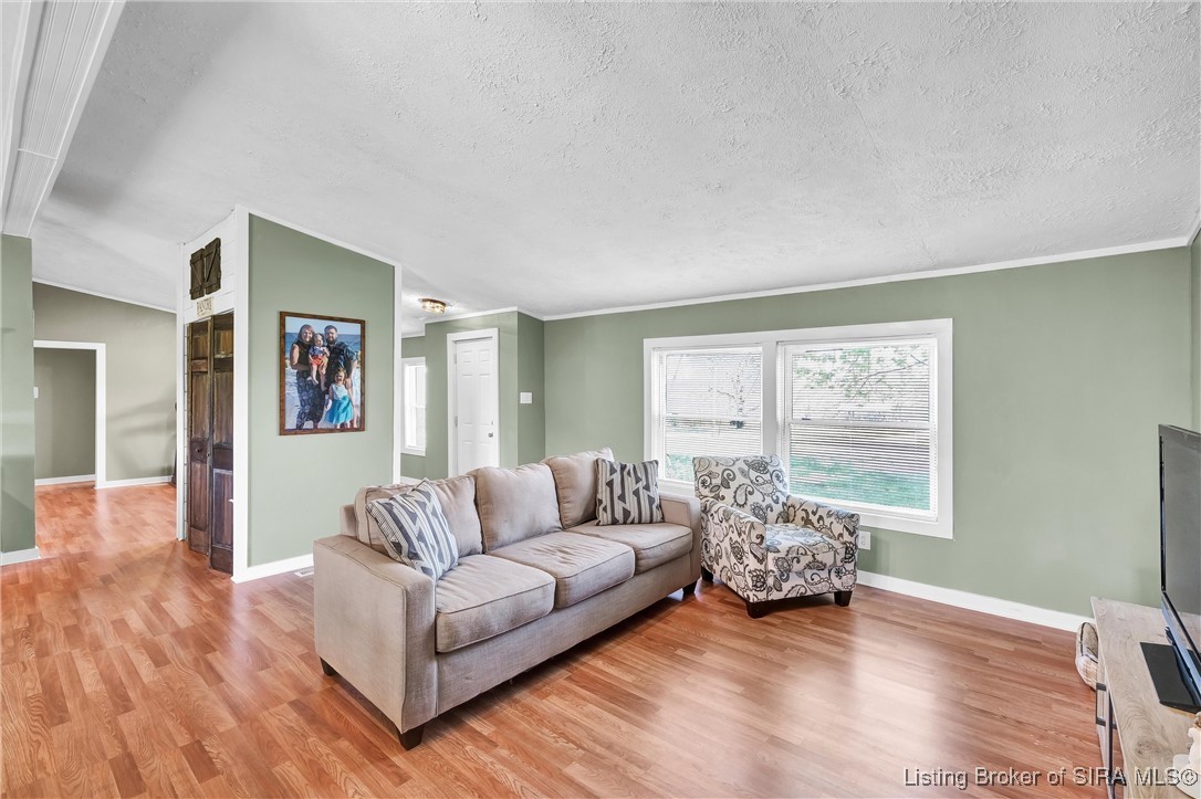 9611 Giltner Road Nabb, IN 47147 - Photo 6 of 46