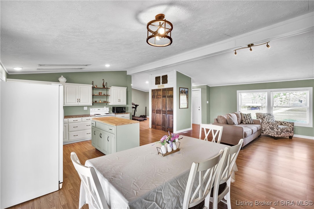 9611 Giltner Road Nabb, IN 47147 - Photo 10 of 46