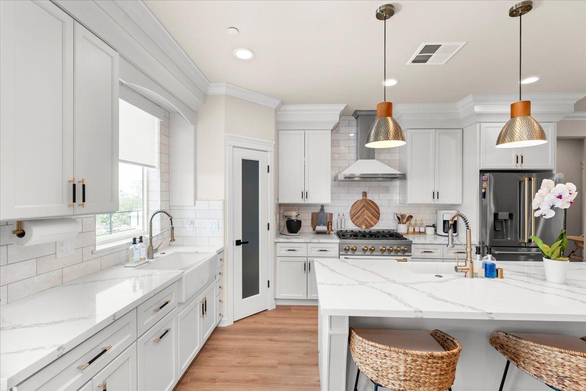 3775 Bell Road Auburn, CA 95603 - Photo 13 of 45 a very nice looking kitchen with a large window