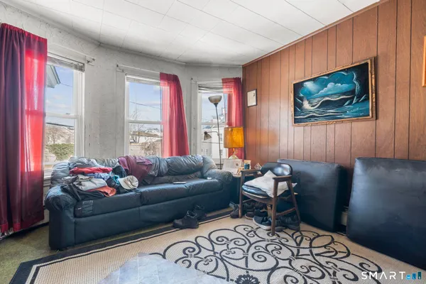 $369,990 | 17-19 Rennell Street, Bridgeport, CT 06604