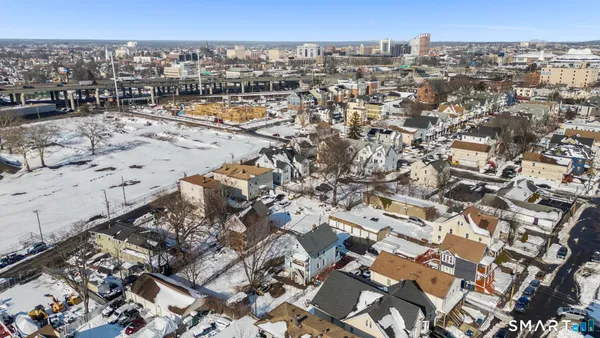 $369,990 | 17-19 Rennell Street, Bridgeport, CT 06604