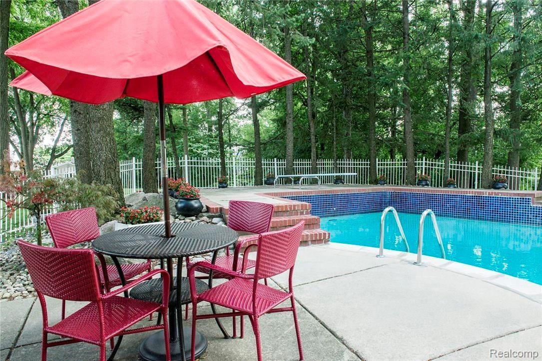 4110 Nearbrook Road Bloomfield Hills, MI 48302 - Photo 8 of 26 Pool