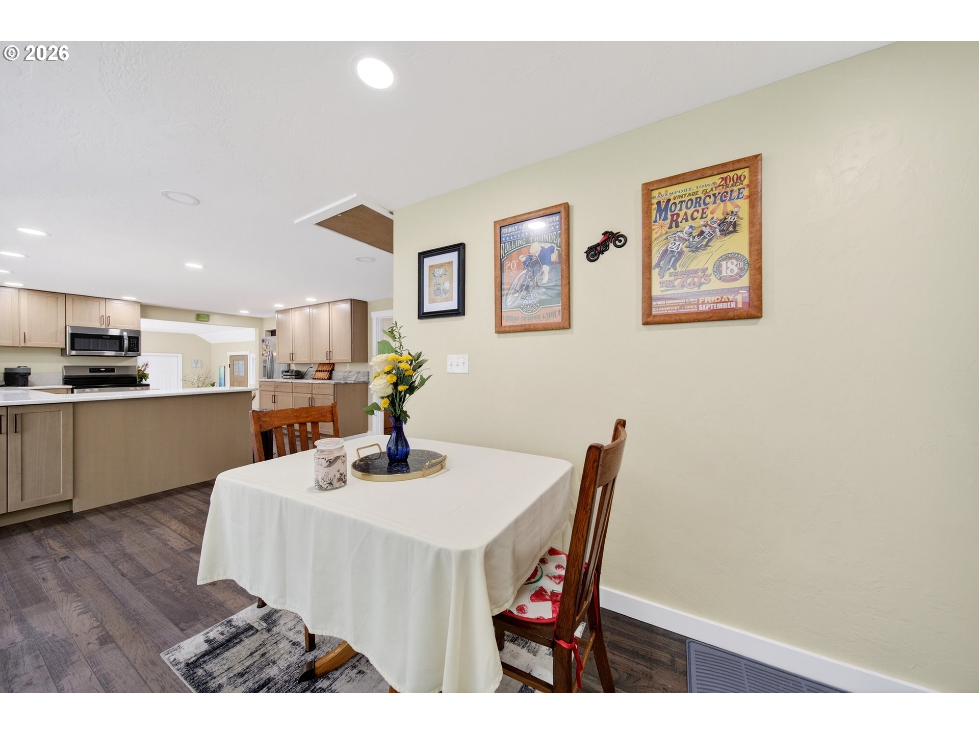 856 Scottsburg Road West Scottsburg, OR 97473 - Photo 22 of 47 Dining Area