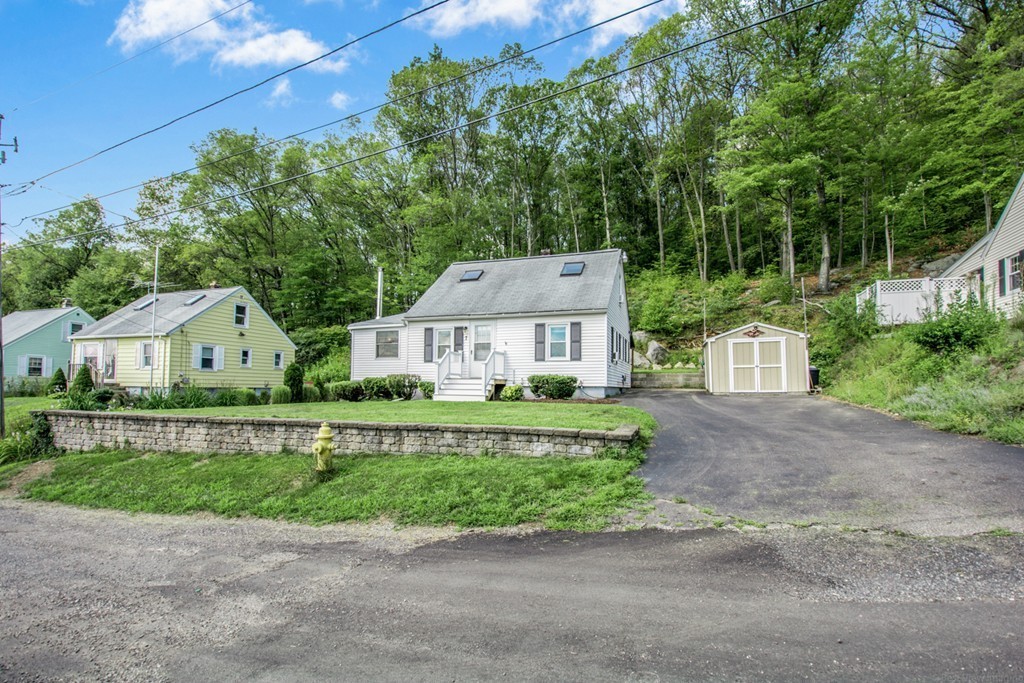 7 Crillon Road Worcester, MA 01605 - Photo 29 of 30 Gallery Image 29