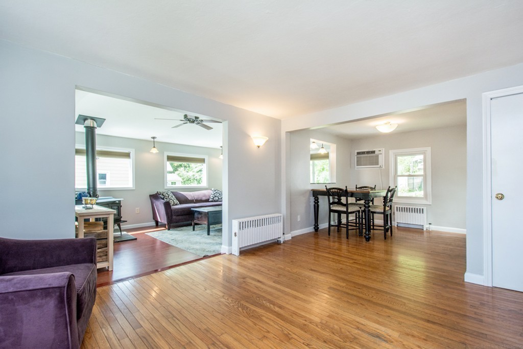 7 Crillon Road Worcester, MA 01605 - Photo 3 of 30 Gallery Image 3