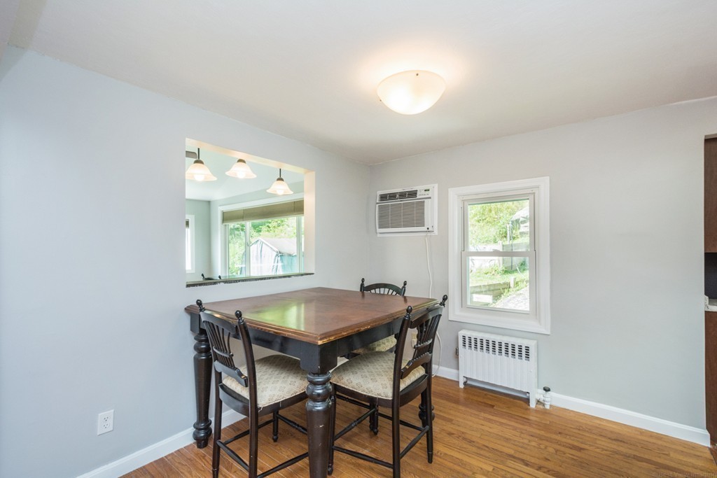 7 Crillon Road Worcester, MA 01605 - Photo 10 of 30 Gallery Image 10