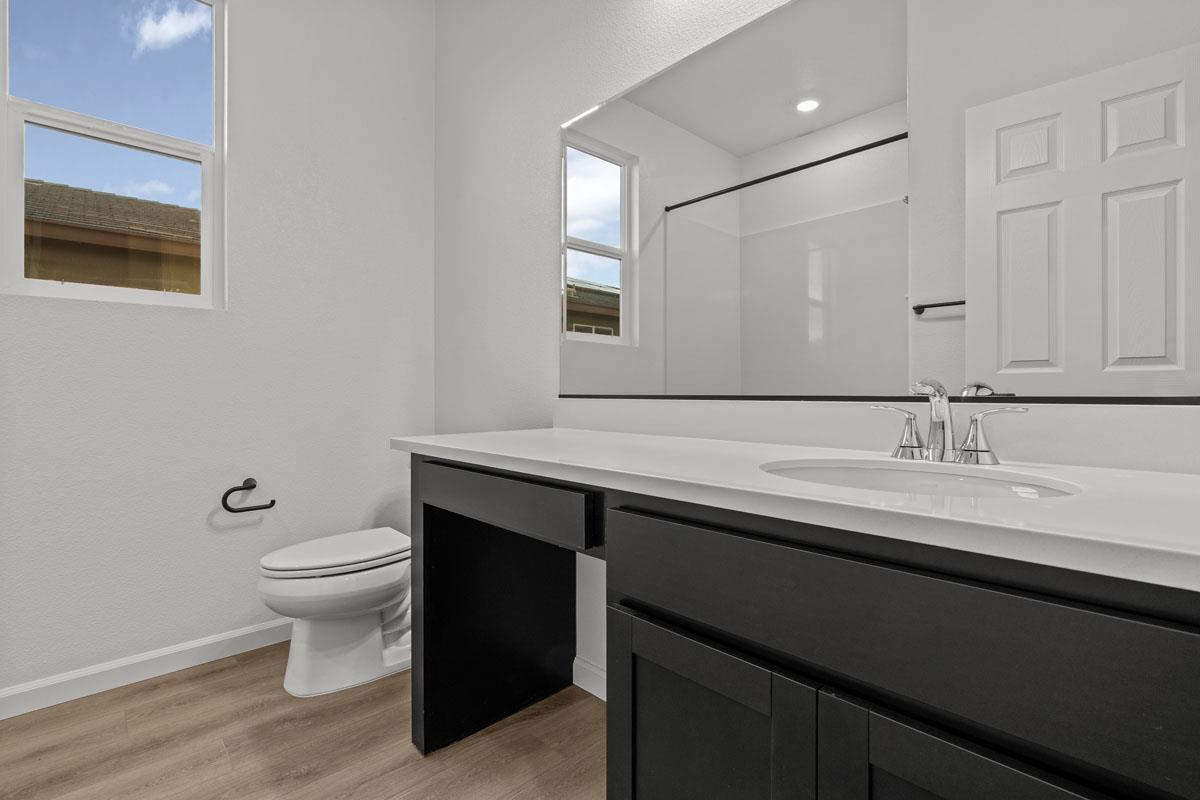 909 Zennor Place Patterson, CA 95363 - Photo 8 of 20