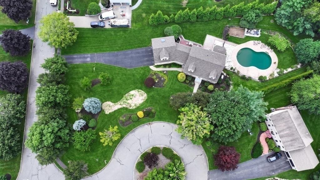 72 Beckford Farm Road Hanover, MA 02339 - Photo 4 of 41