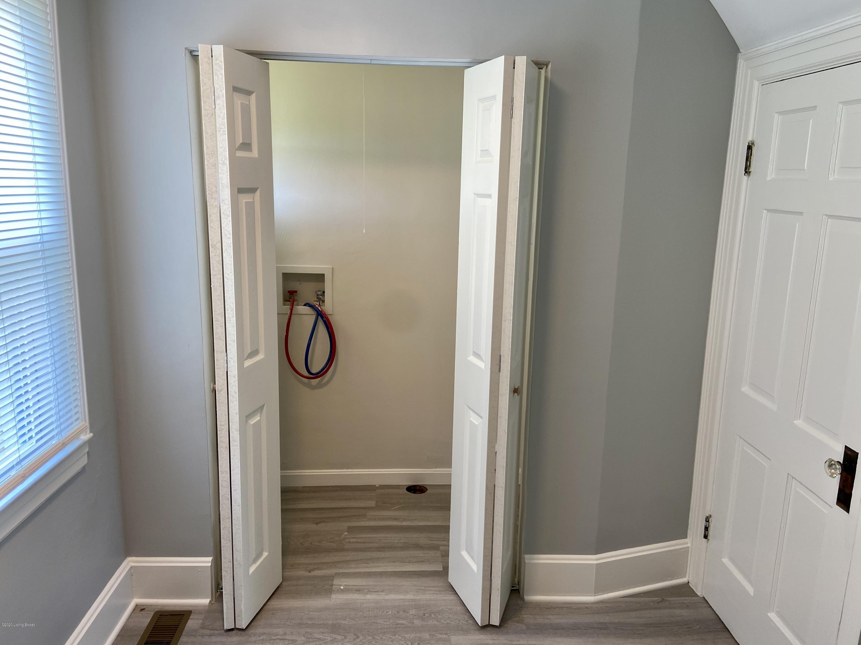 129 Spring Street New Castle, KY 40050 - Photo 21 of 53 Laundry room off kitchen