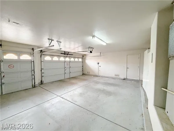 $2,070 | 3317 Moon River Street, Las Vegas, NV 89129