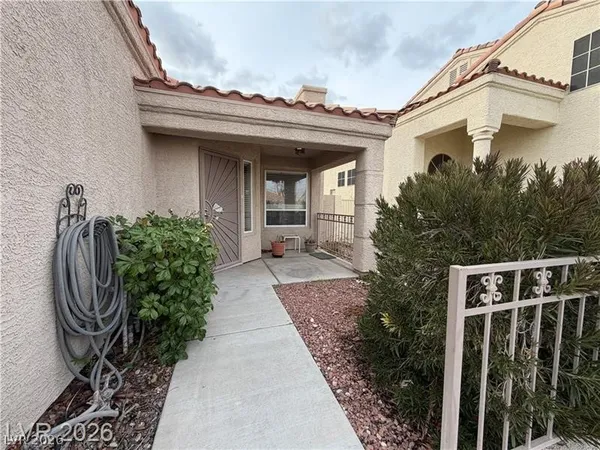 $2,070 | 3317 Moon River Street, Las Vegas, NV 89129