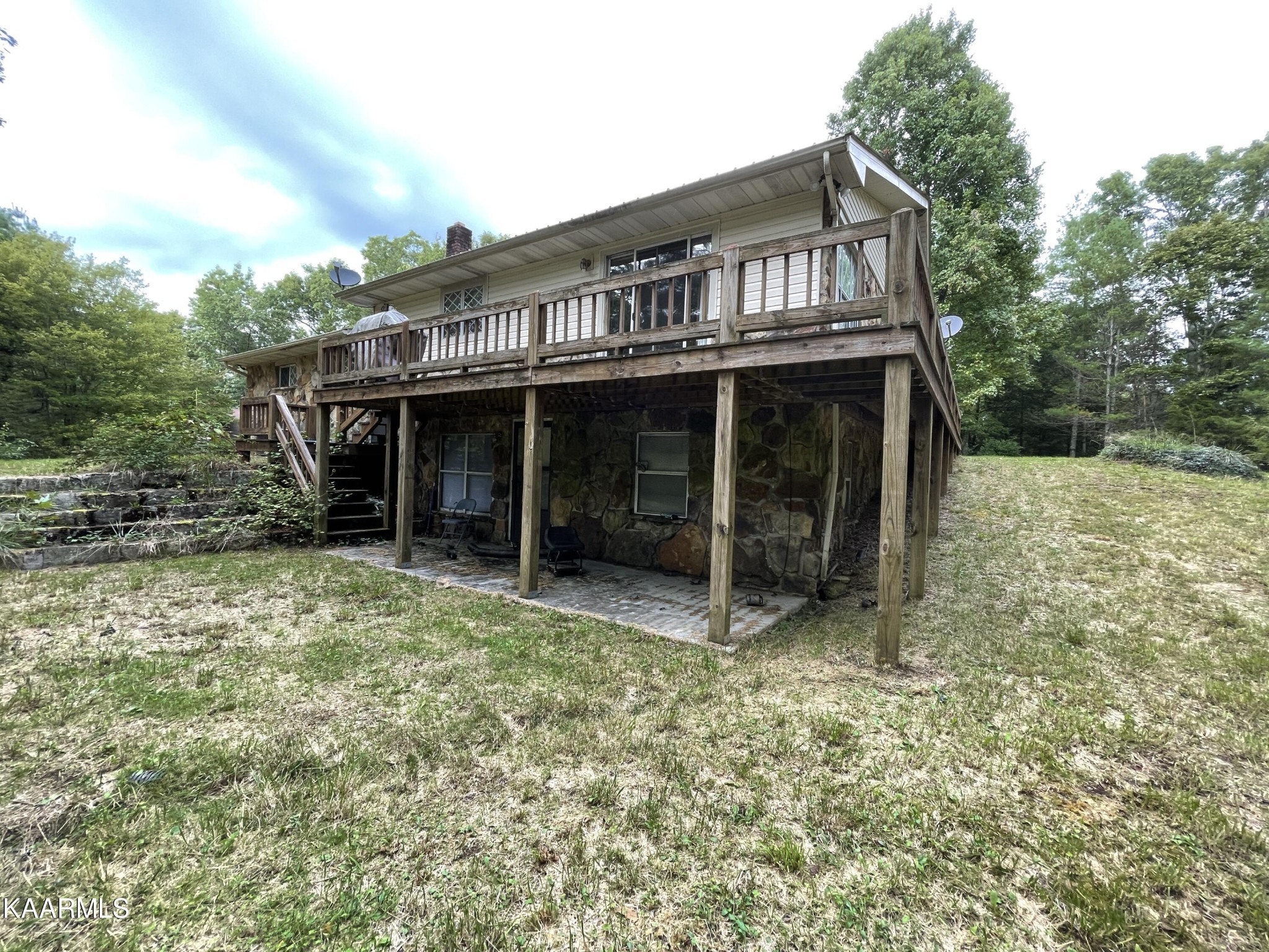 1025 Albert Bows Road Allardt, TN 38504 - Photo 28 of 37 Gallery Image 28
