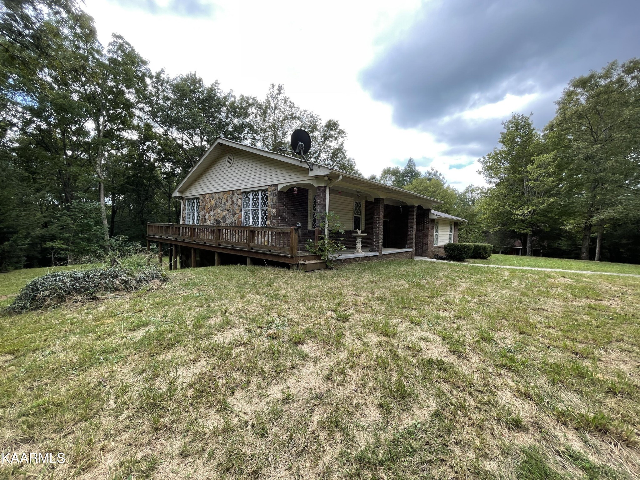 1025 Albert Bows Road Allardt, TN 38504 - Photo 36 of 37 Gallery Image 36