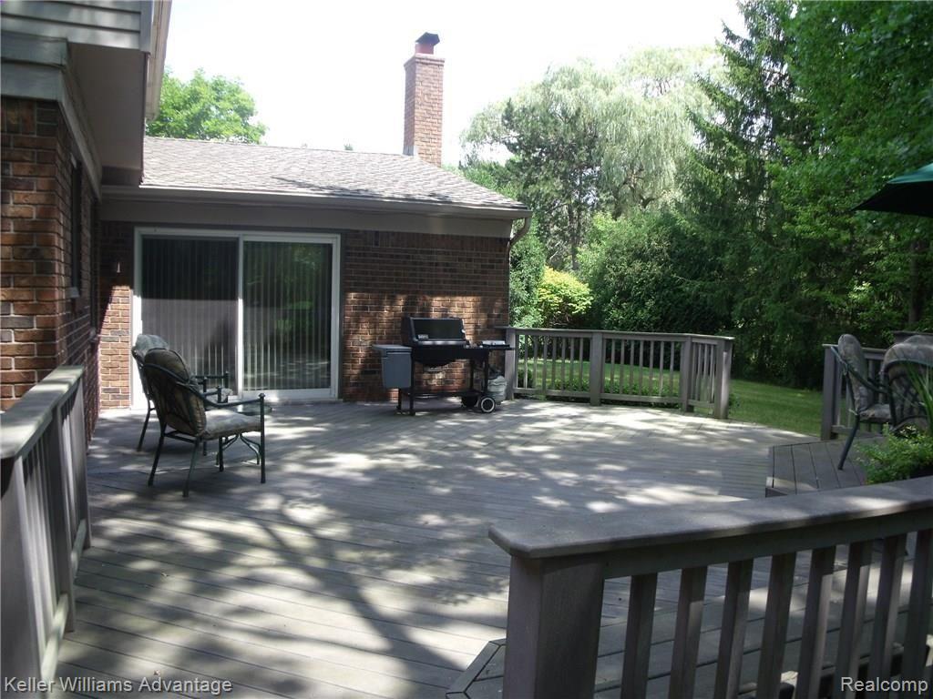 36941 Fox Run Farmington Hills, MI 48331 - Photo 48 of 49