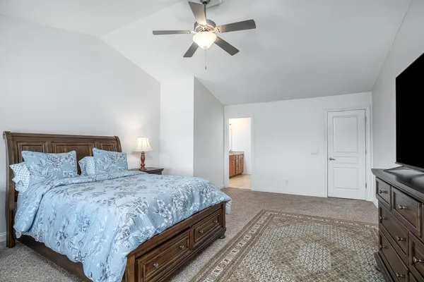 $499,900 | 6524 International Drive, Bettendorf, IA 52722