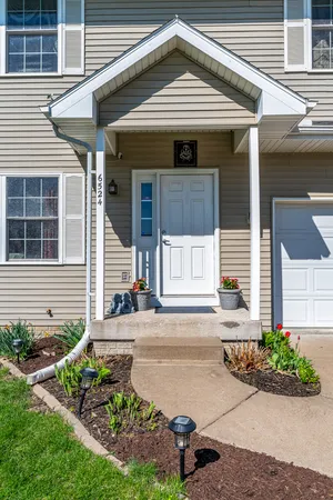 $499,900 | 6524 International Drive, Bettendorf, IA 52722