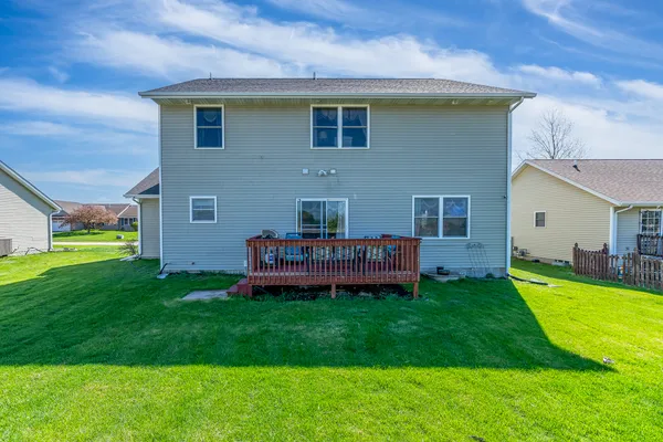 $499,900 | 6524 International Drive, Bettendorf, IA 52722