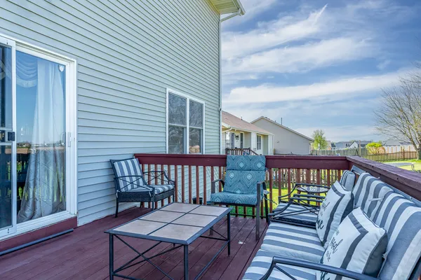 $499,900 | 6524 International Drive, Bettendorf, IA 52722