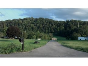 237 Price Road Elizabethton, TN 37643 - Photo 18 of 24 Photo 18