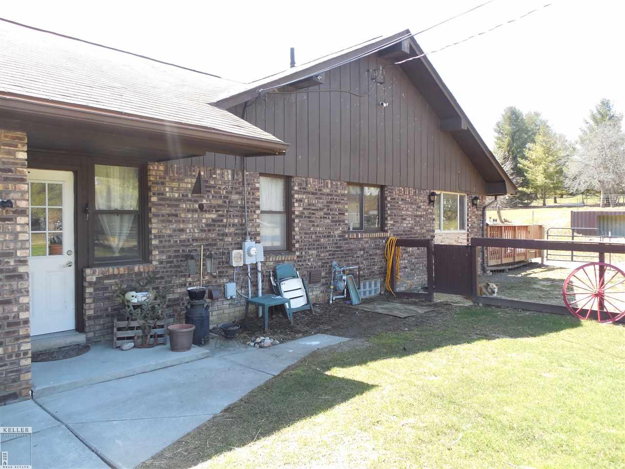 72275 Campground Road Romeo, MI 48065 - Photo 4 of 62 Gallery Image 4
