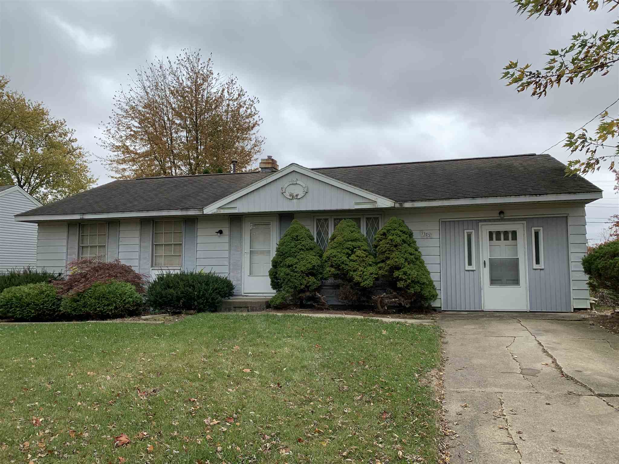 1103 Angus Drive Decatur, IN 46733 - Photo 2 of 23