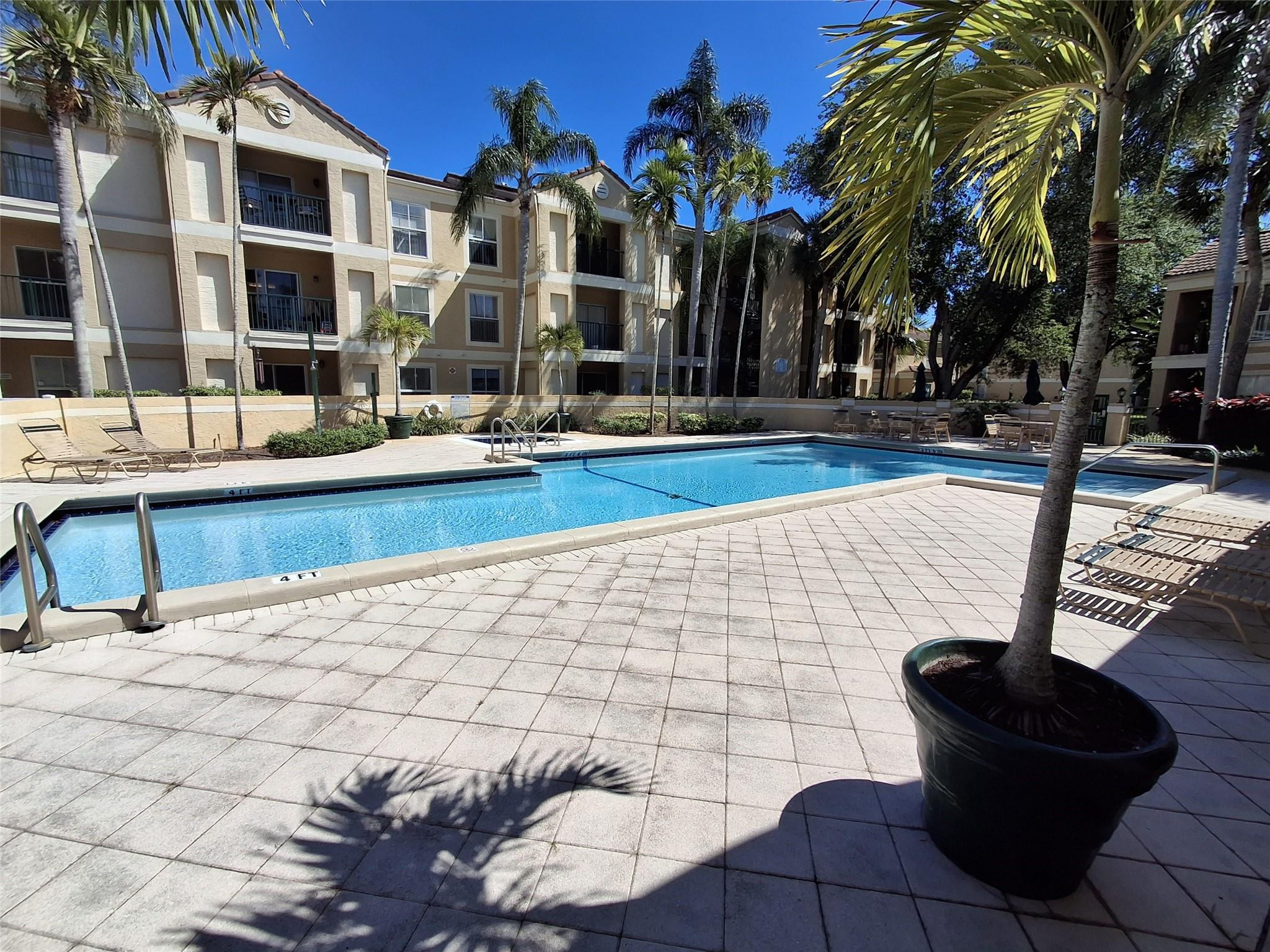899 Riverside Drive, Unit 613 Coral Springs, FL 33071 - Photo 28 of 30 Photo 8