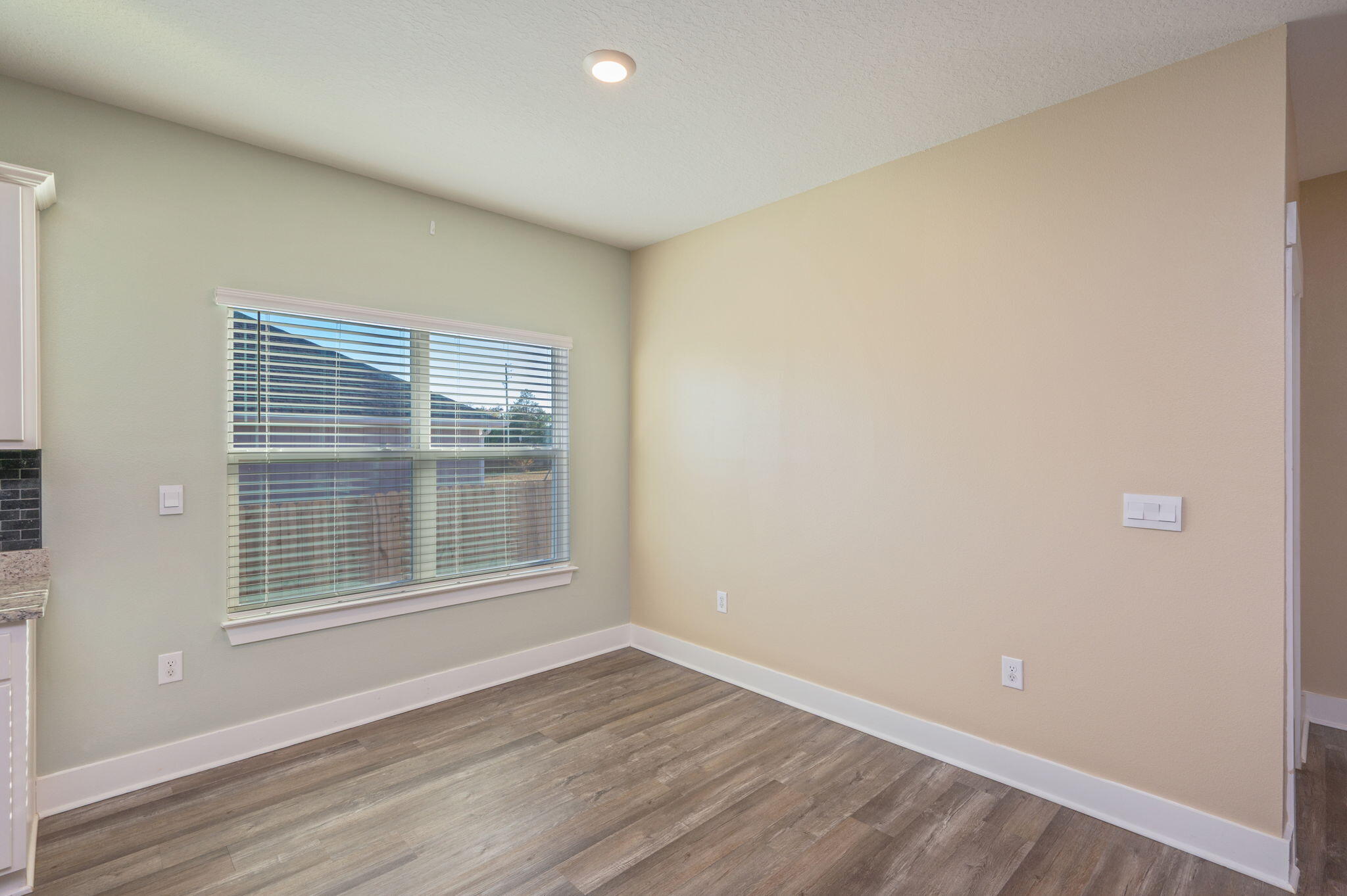 704 Quintana Street Crestview, FL 32539 - Photo 11 of 40 Dining area