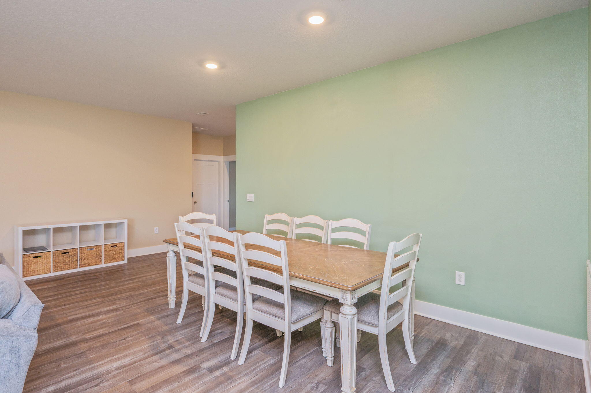704 Quintana Street Crestview, FL 32539 - Photo 16 of 40 Dining area