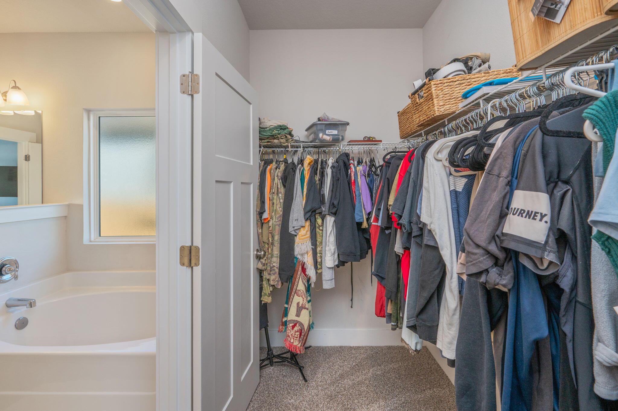 704 Quintana Street Crestview, FL 32539 - Photo 23 of 40 Walk in closet