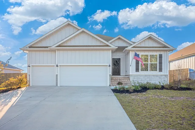 $415,000 | 704 Quintana Street, Crestview, FL 32539