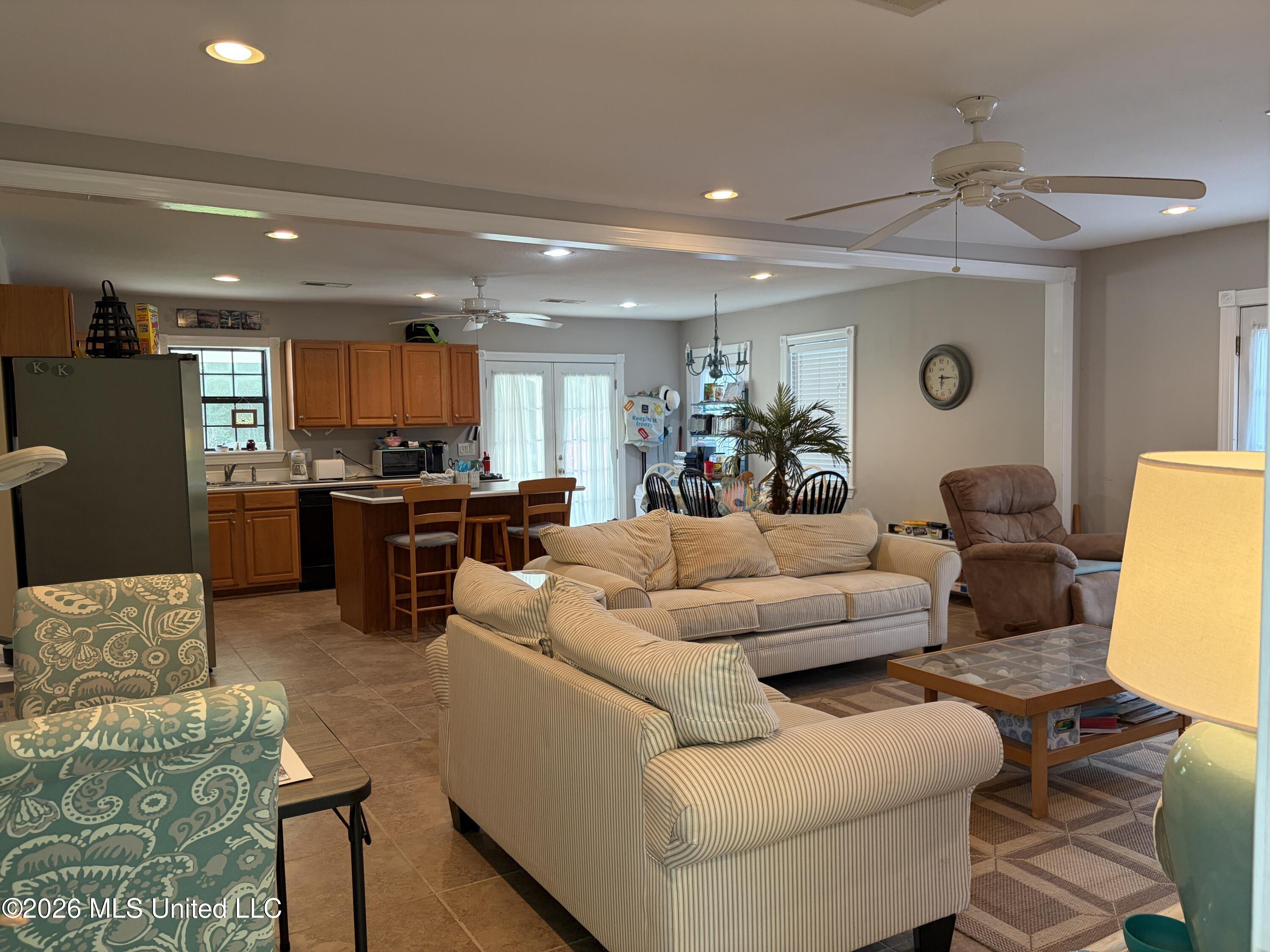 263 Pine Ridge Drive Waveland, MS 39576 - Photo 4 of 27 Living Area