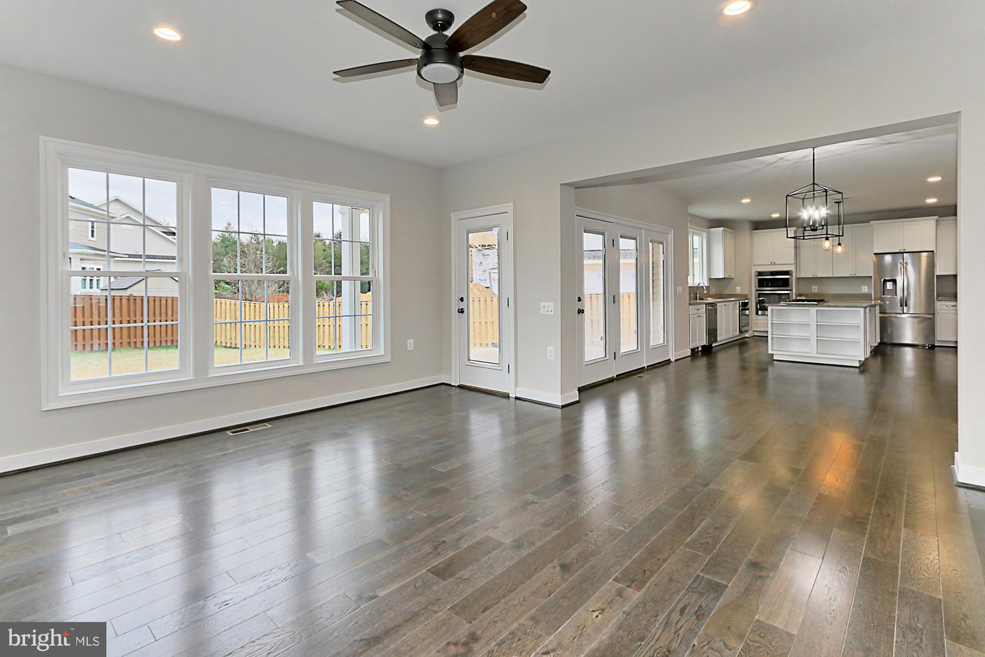 7423 Foundation Way Springfield, VA 22150 - Photo 12 of 42 Family Rook looking into breakfast area & kitchen