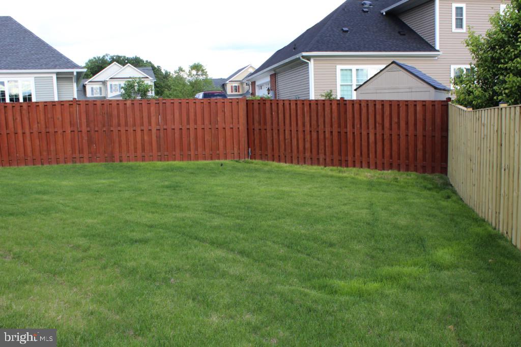 7423 Foundation Way Springfield, VA 22150 - Photo 41 of 42 Backyard