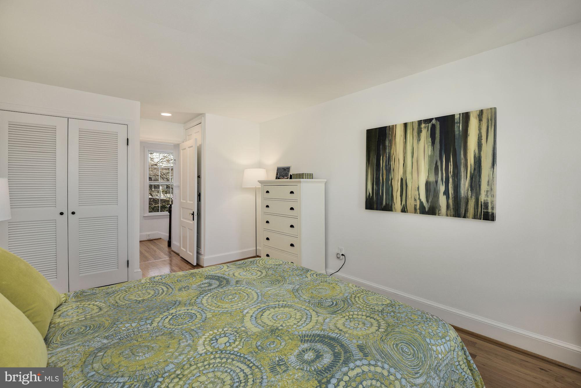 512 F St Terrace Southeast Washington, DC 20003 - Photo 21 of 42