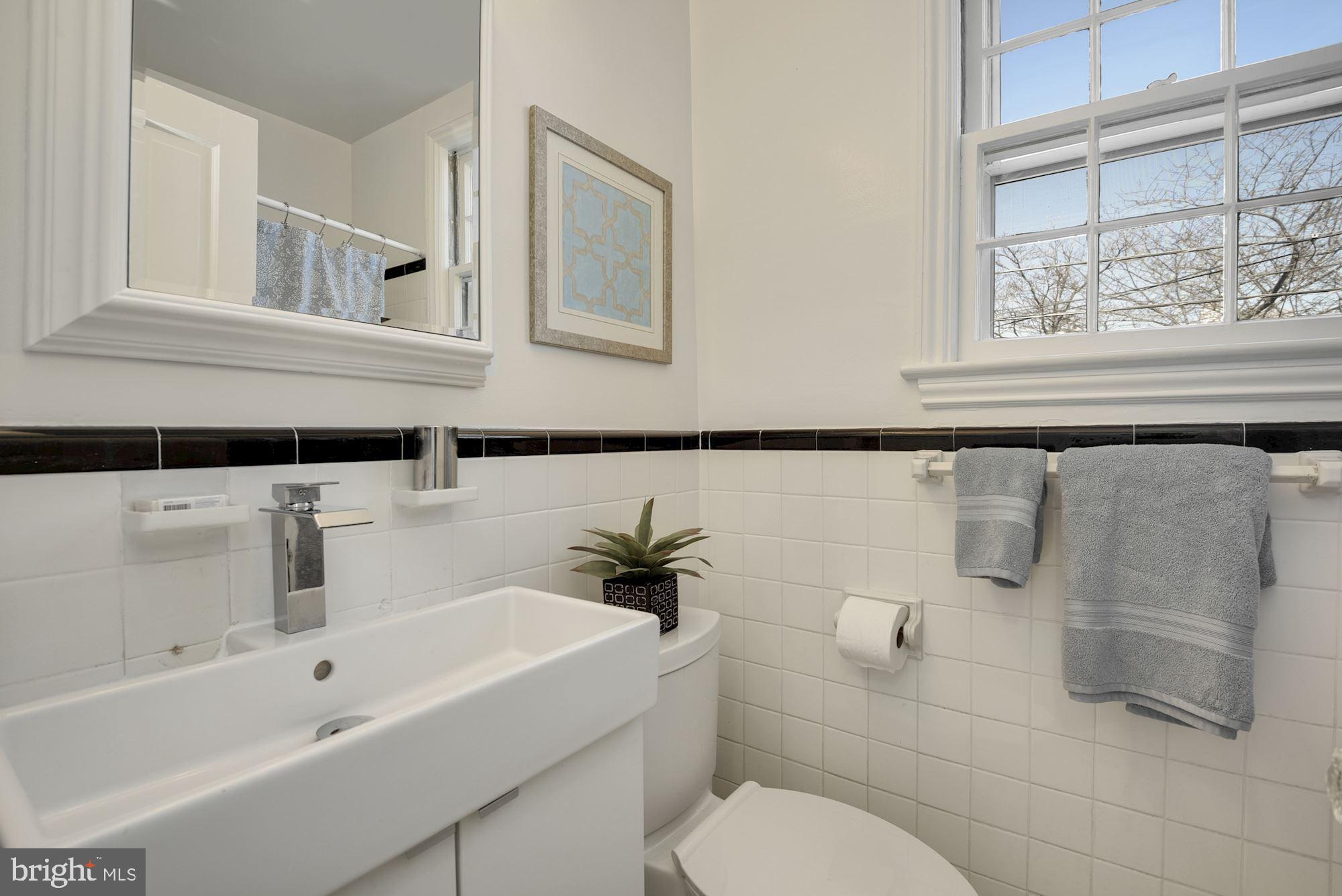 512 F St Terrace Southeast Washington, DC 20003 - Photo 24 of 42