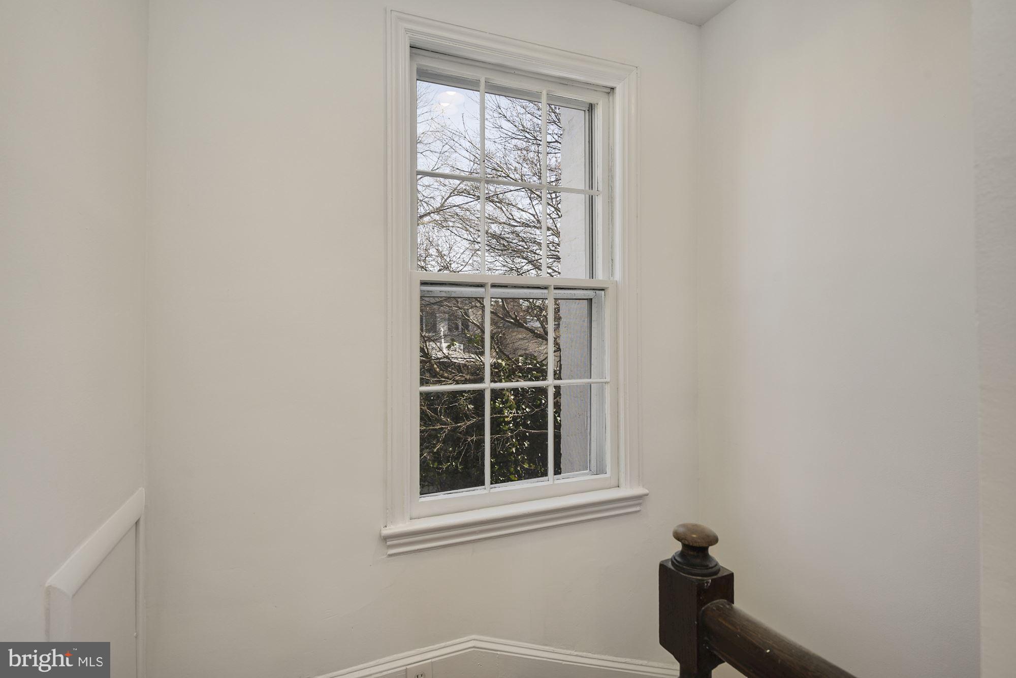 512 F St Terrace Southeast Washington, DC 20003 - Photo 26 of 42