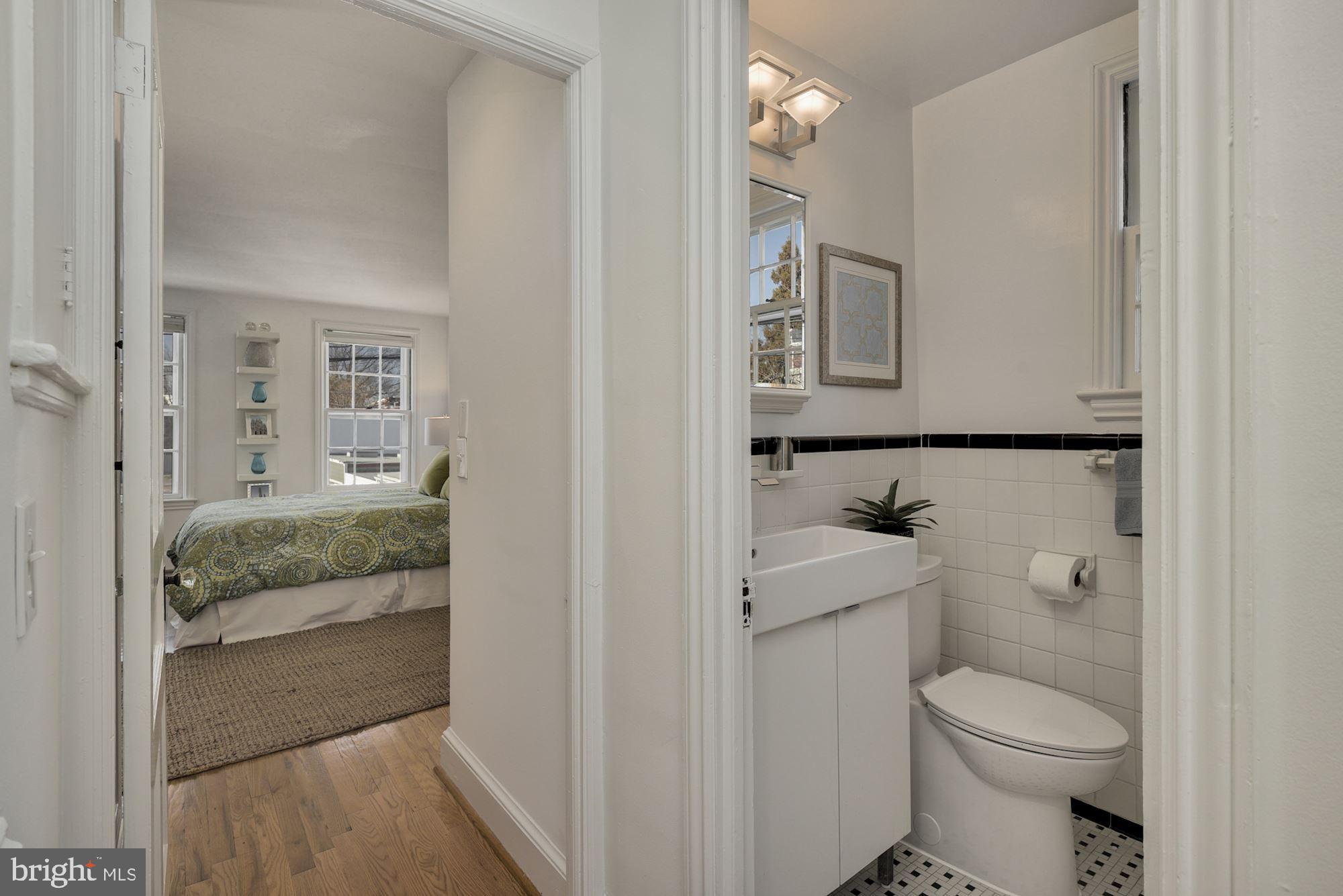 512 F St Terrace Southeast Washington, DC 20003 - Photo 27 of 42