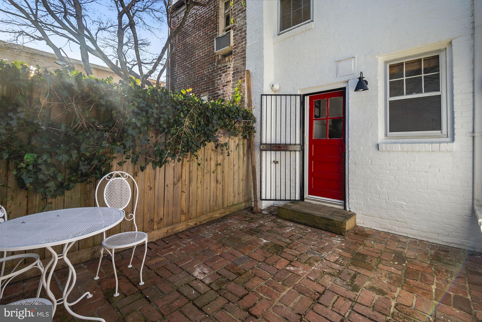 512 F St Terrace Southeast Washington, DC 20003 - Photo 30 of 42