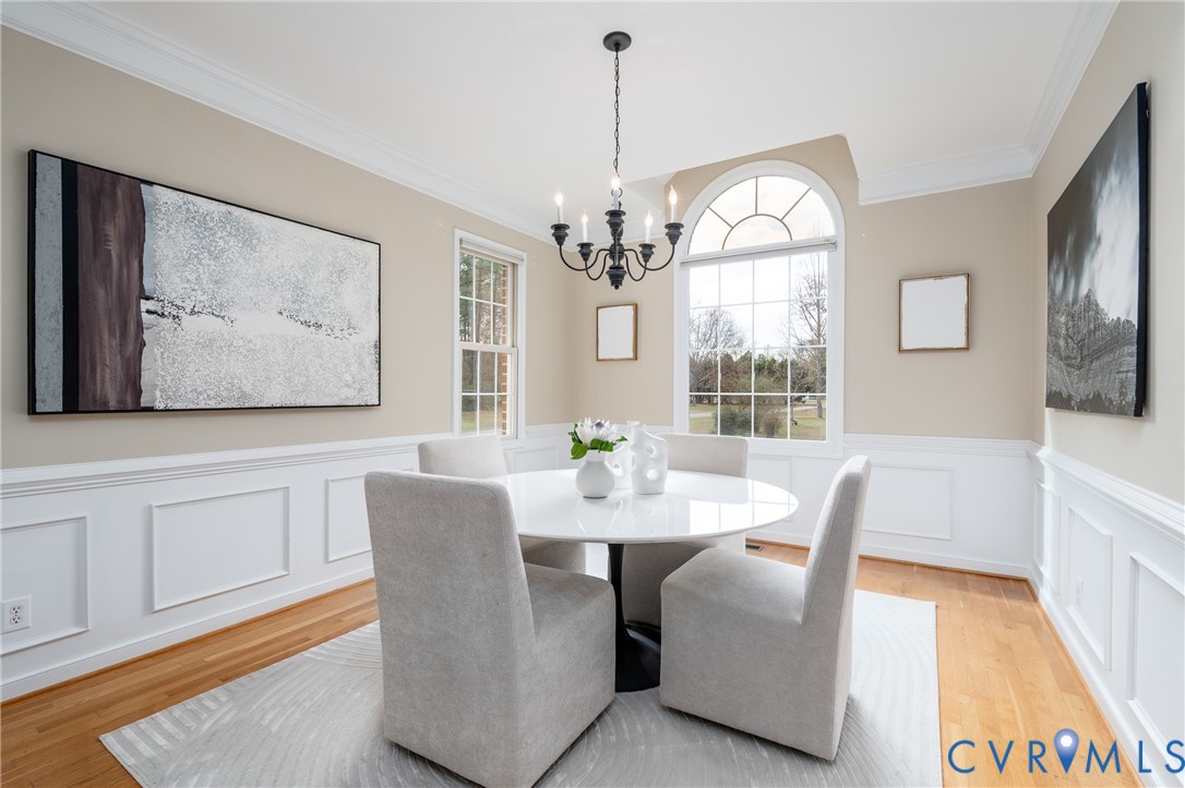 7238 Rural Point Road Mechanicsville, VA 23116 - Photo 3 of 36 Formal dining room with all the details.