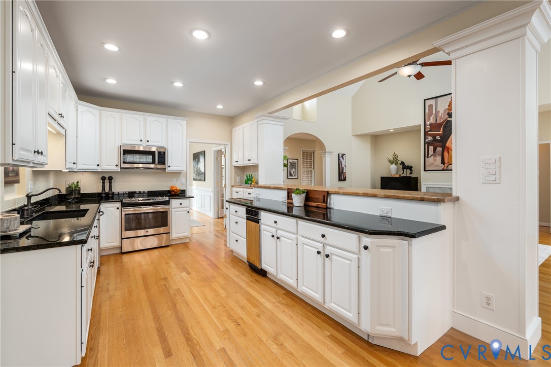 7238 Rural Point Road Mechanicsville, VA 23116 - Photo 5 of 36 Great for entertaining and gatherings.