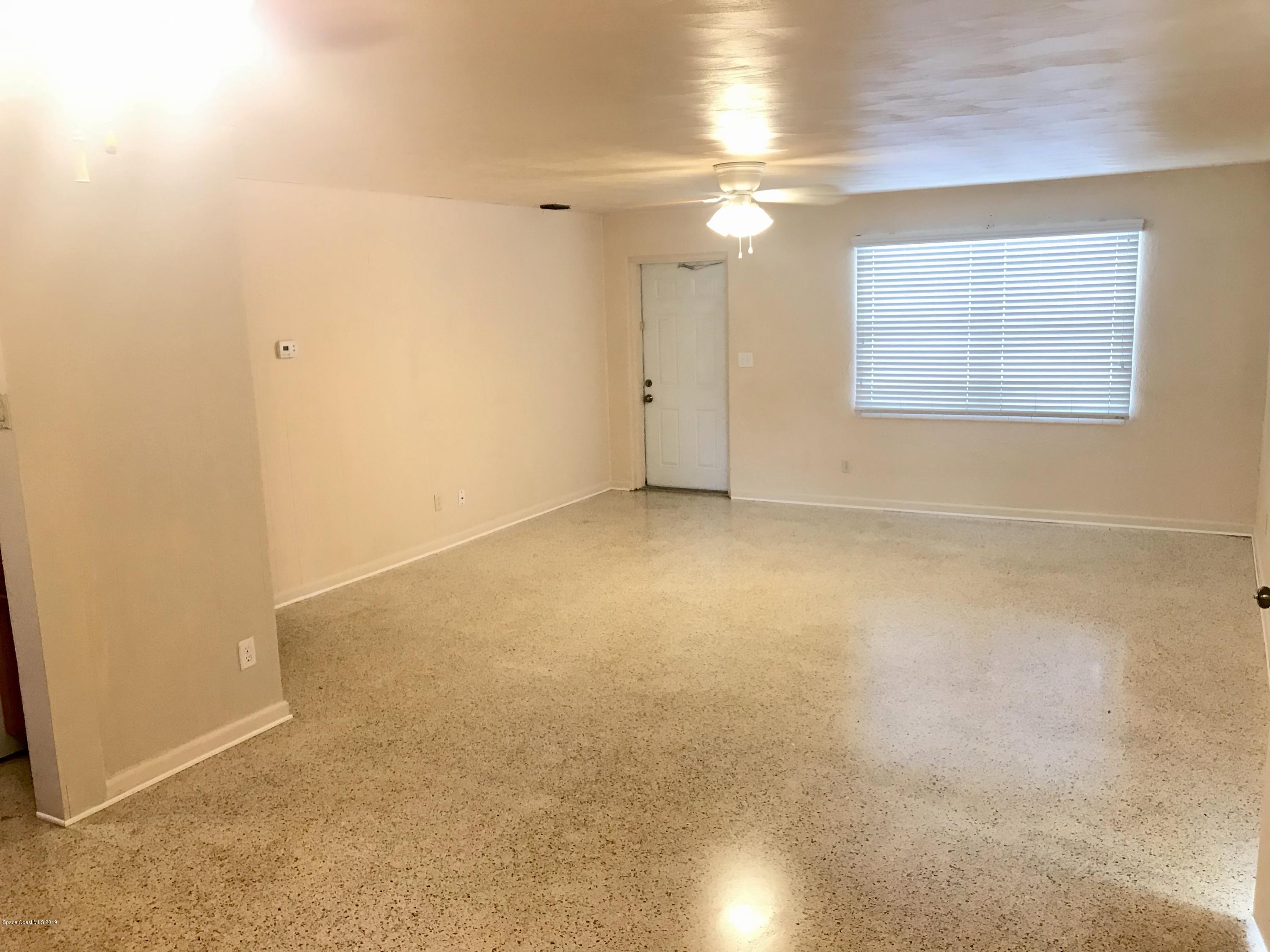 1858 Croton Road Melbourne, FL 32935 - Photo 7 of 11 Living/Dining